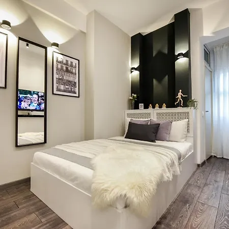 בוקרשט Premium Urban Living - Stylish Apartments At Universitate Prime Location מראה חיצוני תמונה